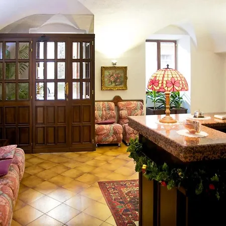 Ponte Di Nava Отель 3*