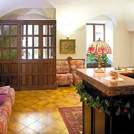 Ponte Di Nava Hotel 3*