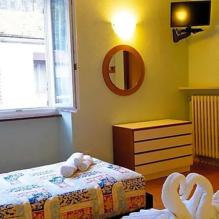 Hotel Ponte Di Nava 3*